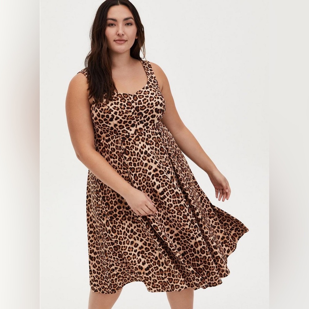 Torrid Plus Size Leopard Print Sweetheart Skater Midi Dress with Pockets 3X 4X